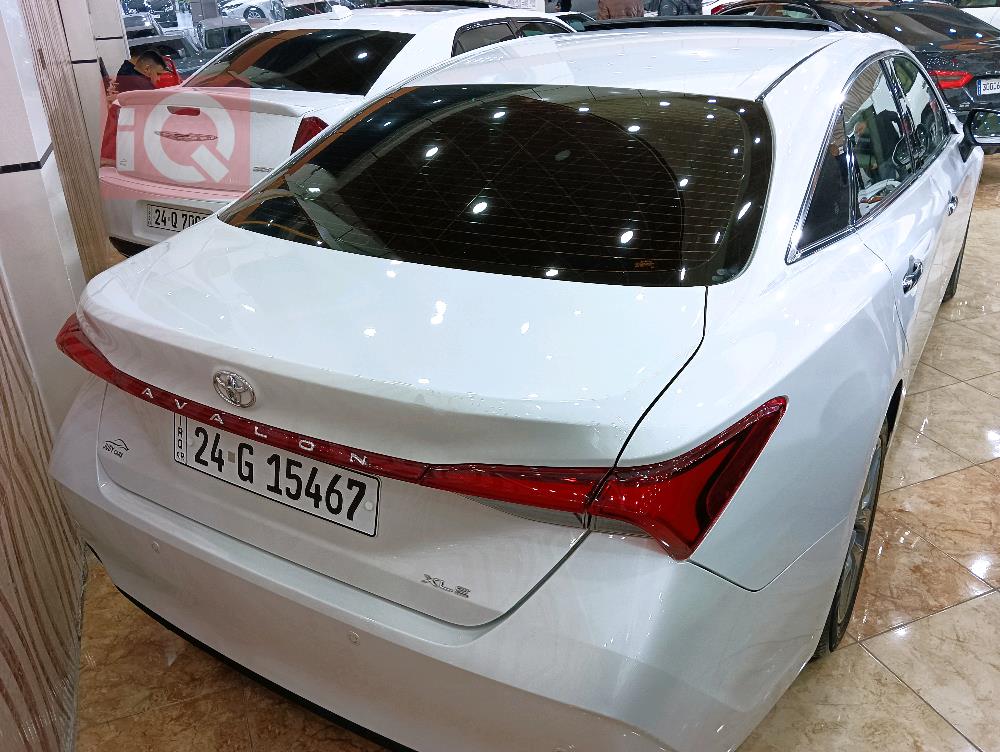 Toyota Avalon